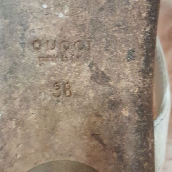 AUTHENTIC GUCCI VINTAGE MYSTIC WHITE LEATHER FLAT THONG SANDAL SIZE 38 - Picture 7 of 11